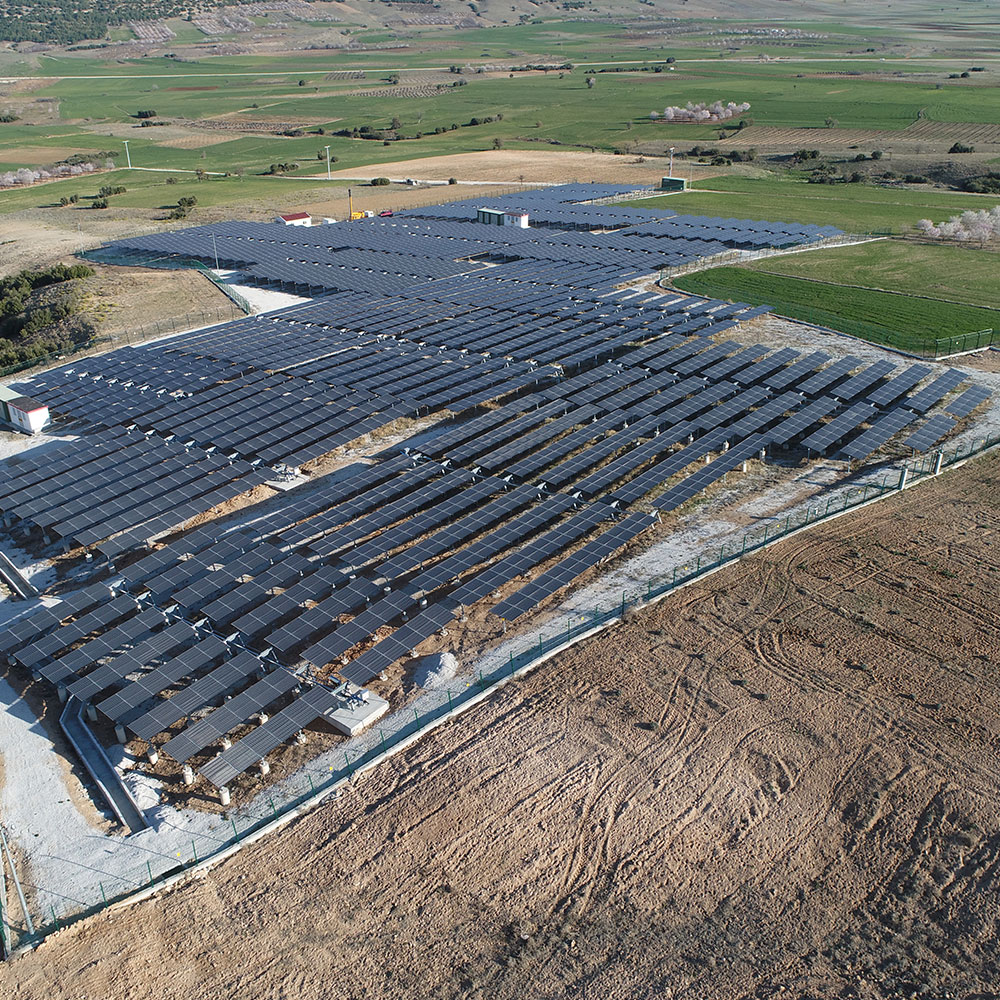 Isparta 2 MW Gunes Enerjisi Santrali 02