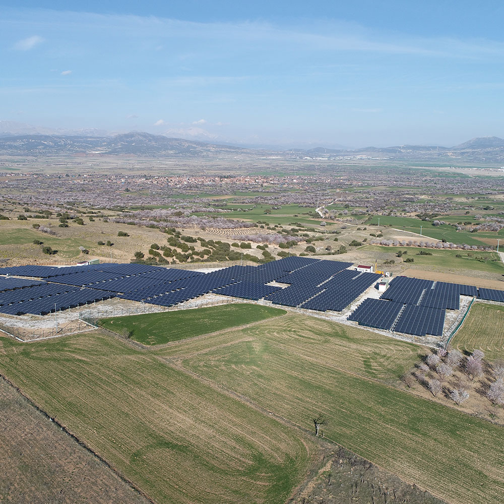 Isparta 2 MW Gunes Enerjisi Santrali 03